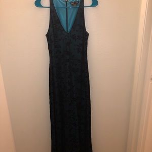 Long black dress